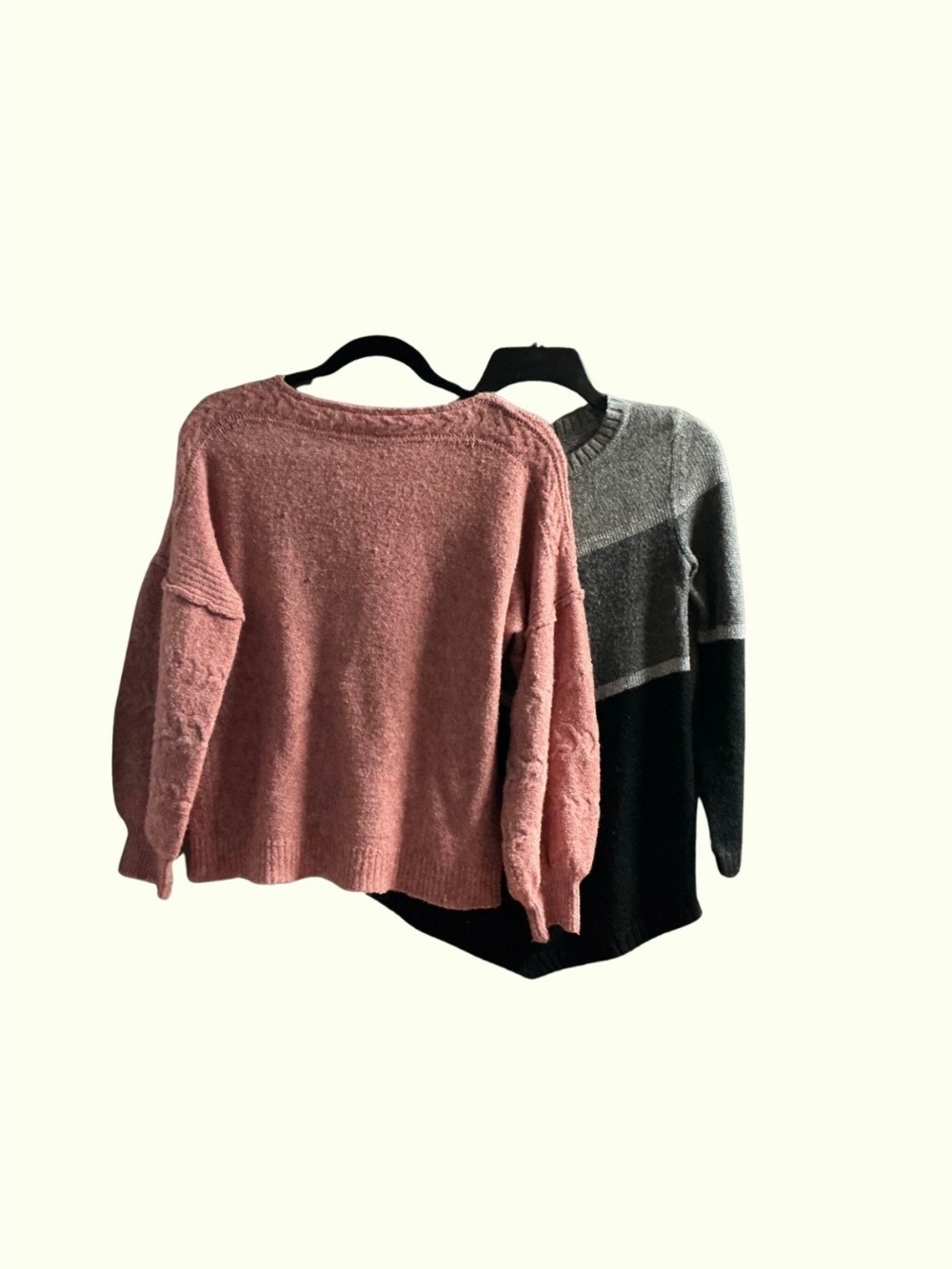 Nordstrom Two-Piece Sweater Set in Dusty Rose and Gray-Black